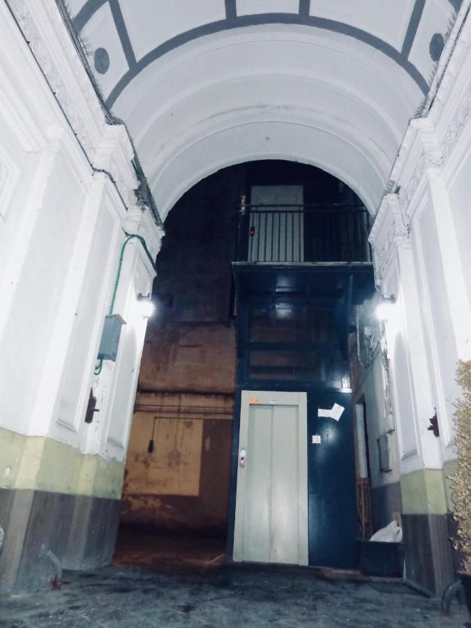 Bed & Breakfast Central Nest Napoli