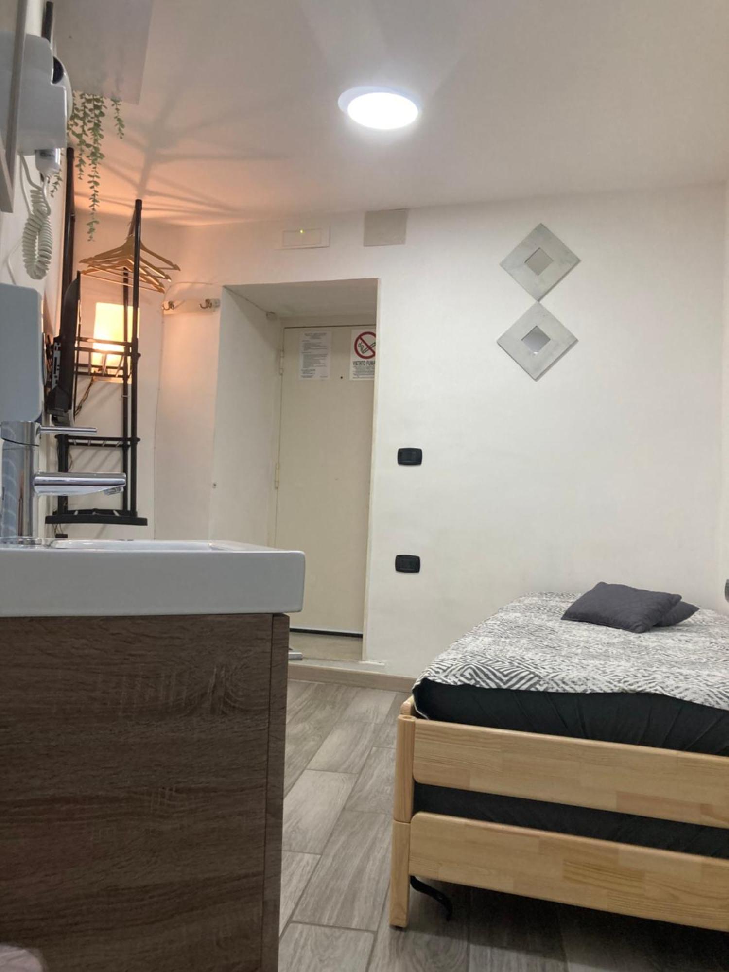 Central Nest Bed & Breakfast Napoli
